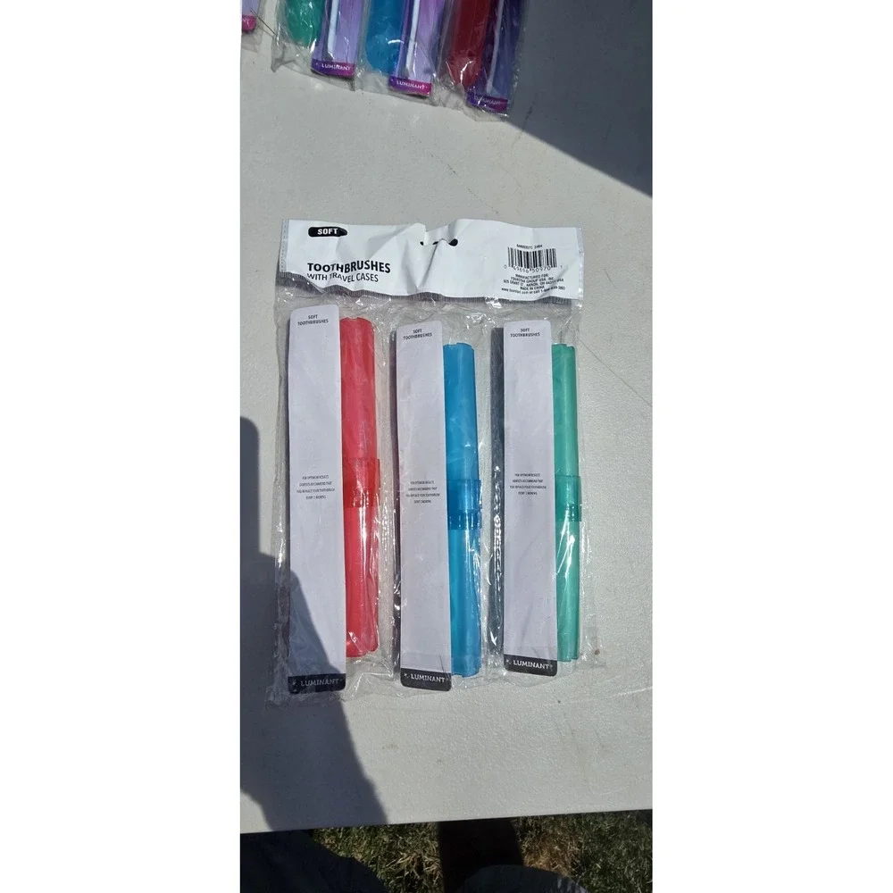 Lot Of 17 3 Piece Tooth Brushes With Travel Cases